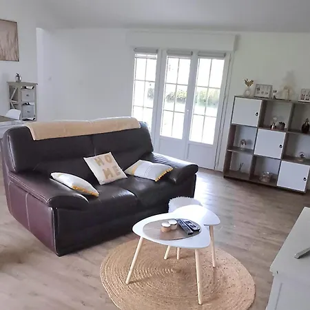 Дом отдыха Maison Calme Au Bord De L'eau