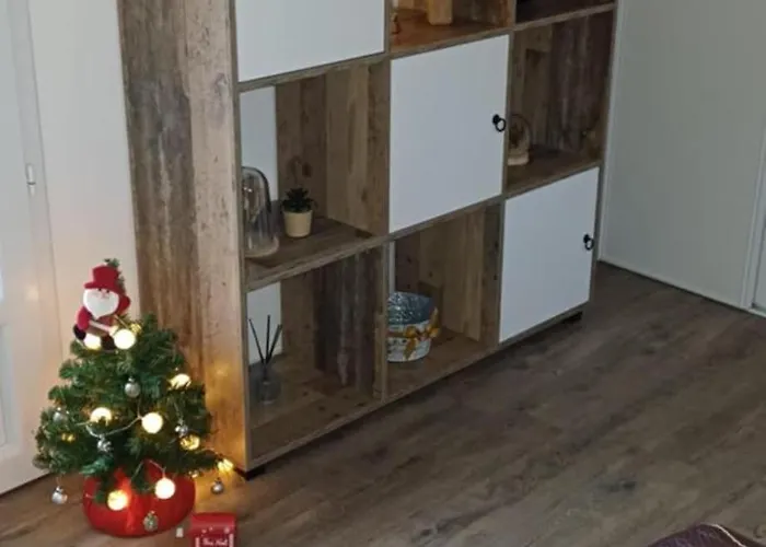 Maison Calme Au Bord De L'eau *