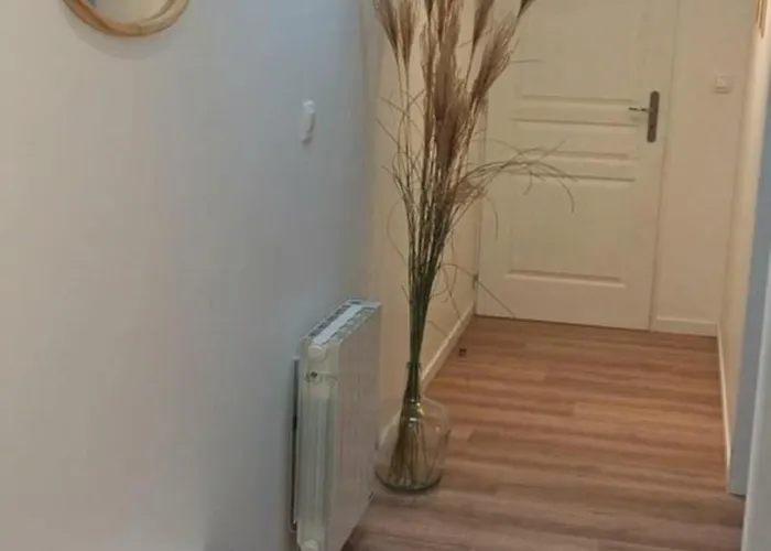 Maison Calme Au Bord De L'eau *