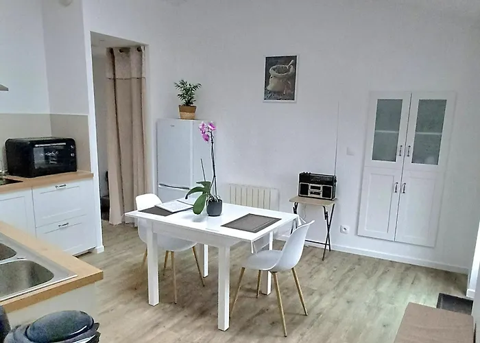 度假居 Maison Calme Au Bord De L'eau 马朗